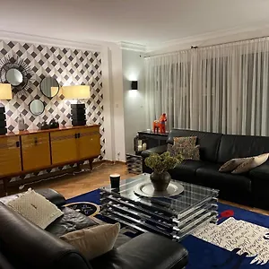 Belle Maison Bourgeoise Partagee De 4 , Liège Belgique